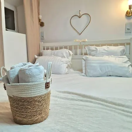 Gold Cosy Place Hyper Centre Apartment
